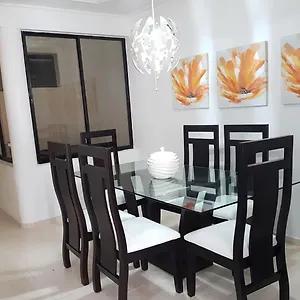 Apartamento Apto. Tres Habitaciones, Sector A